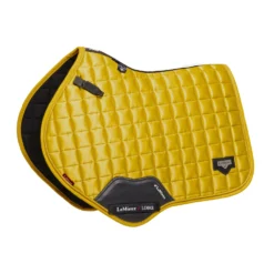 LeMieux Loire Classic Close Contact Square 36 LeMieux Loire Classic Close Contact Square -HorseMate Shop lemieux loire classic close contact square southern sport horses 17 scaled